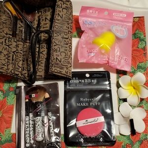 @new@ makeup brush bag with new brush